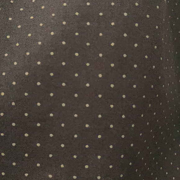 Like new Calvin Klein button down top - Picture 6 of 10